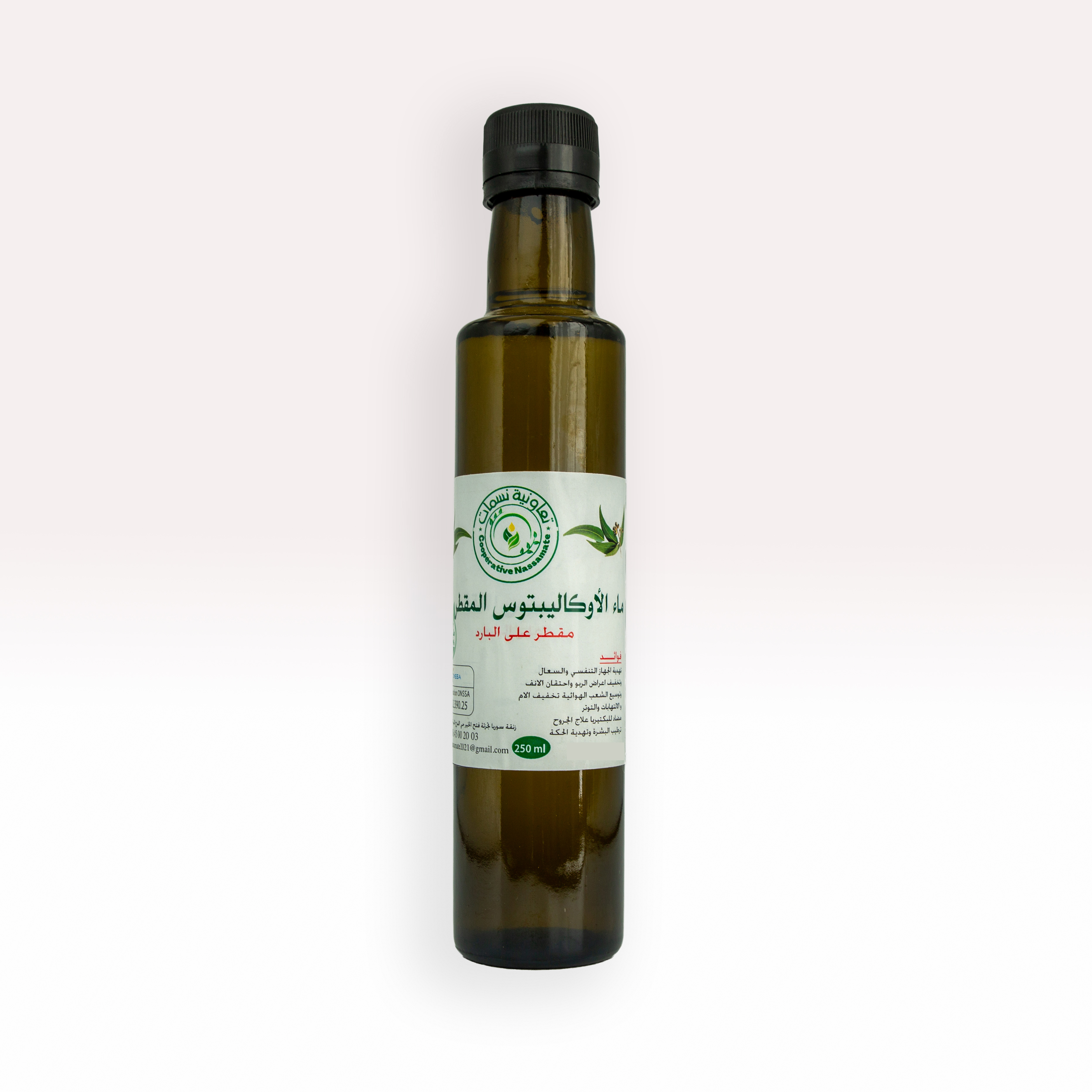 ماء الأوكالبتوس المقطر