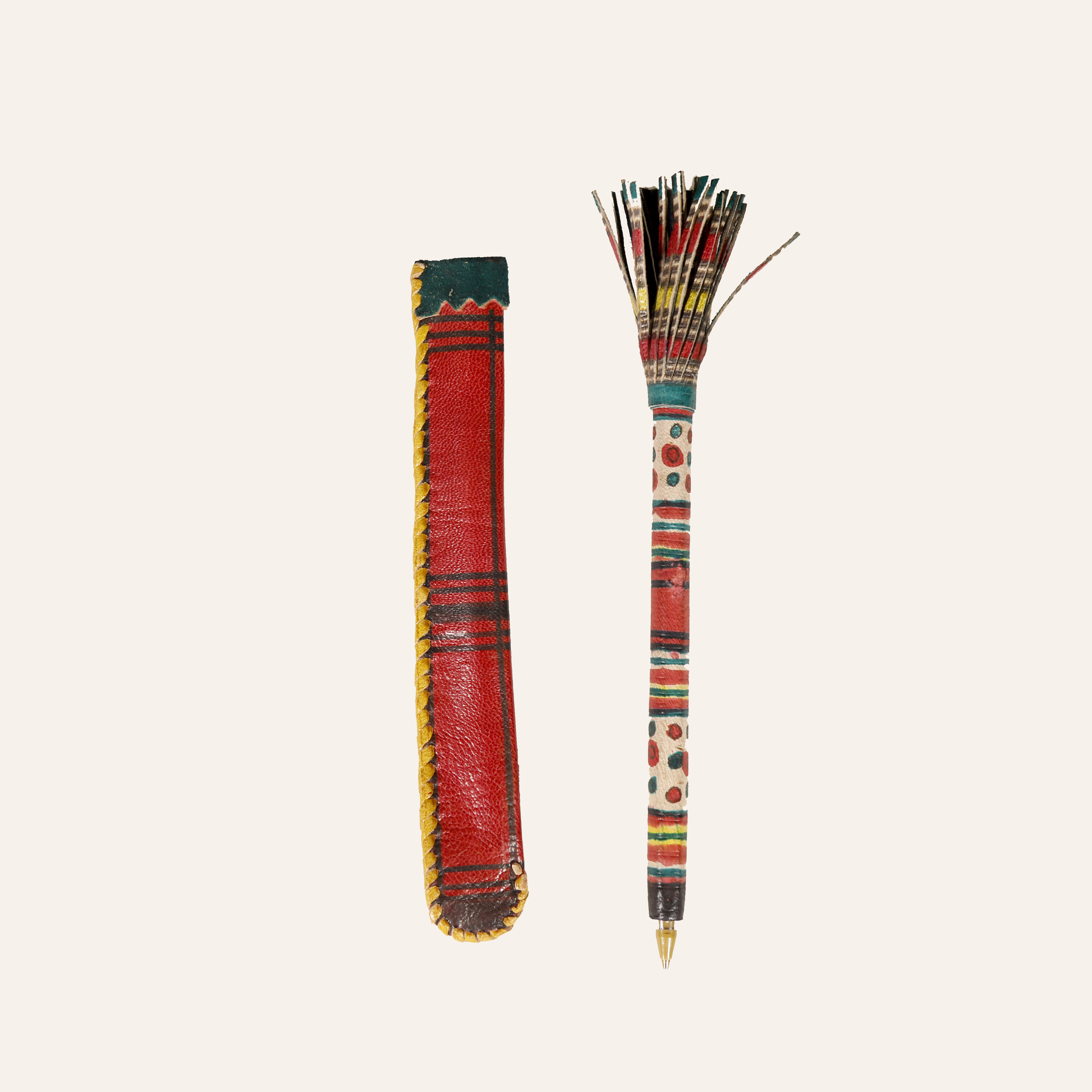 Stylo décoré en cuir (cuir de chèvre)