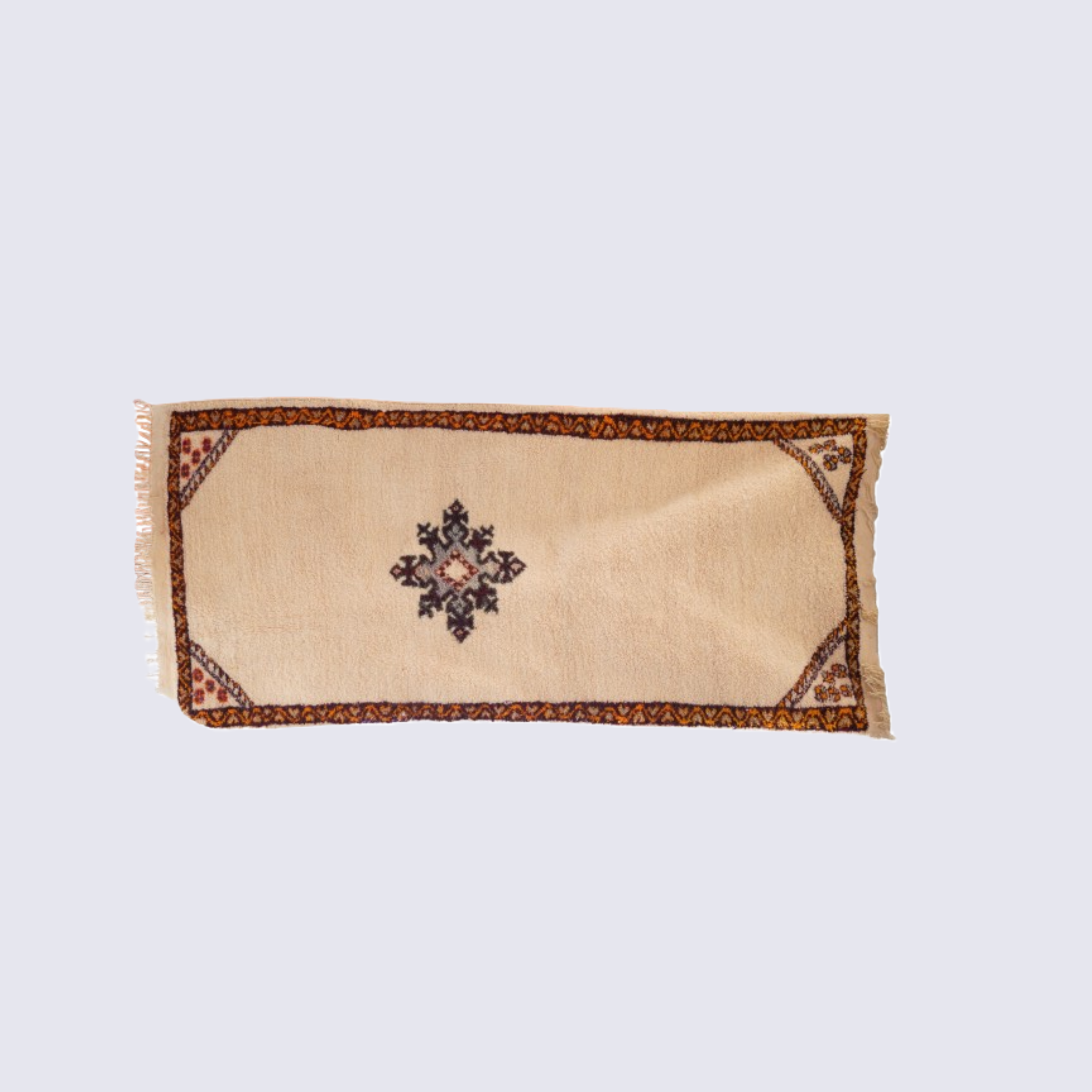 زربية بيضاء طبيعية