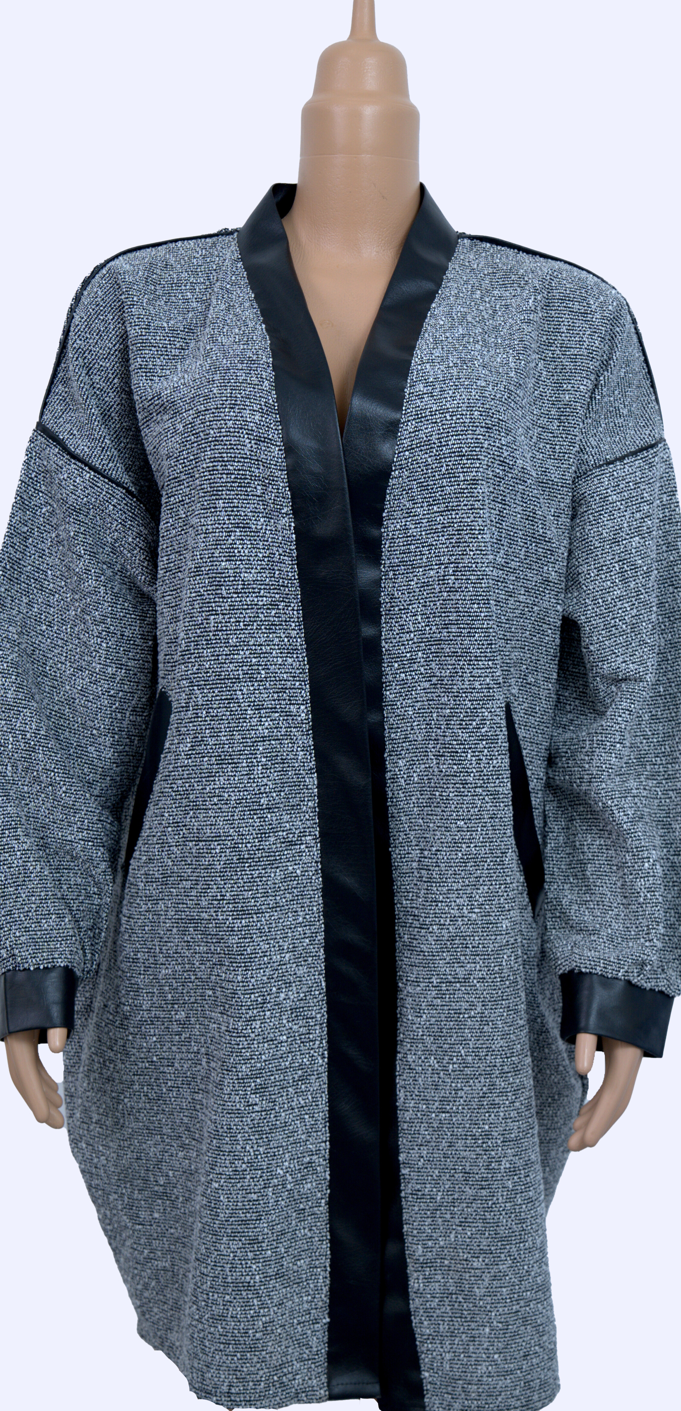 كيمونو مفتوح