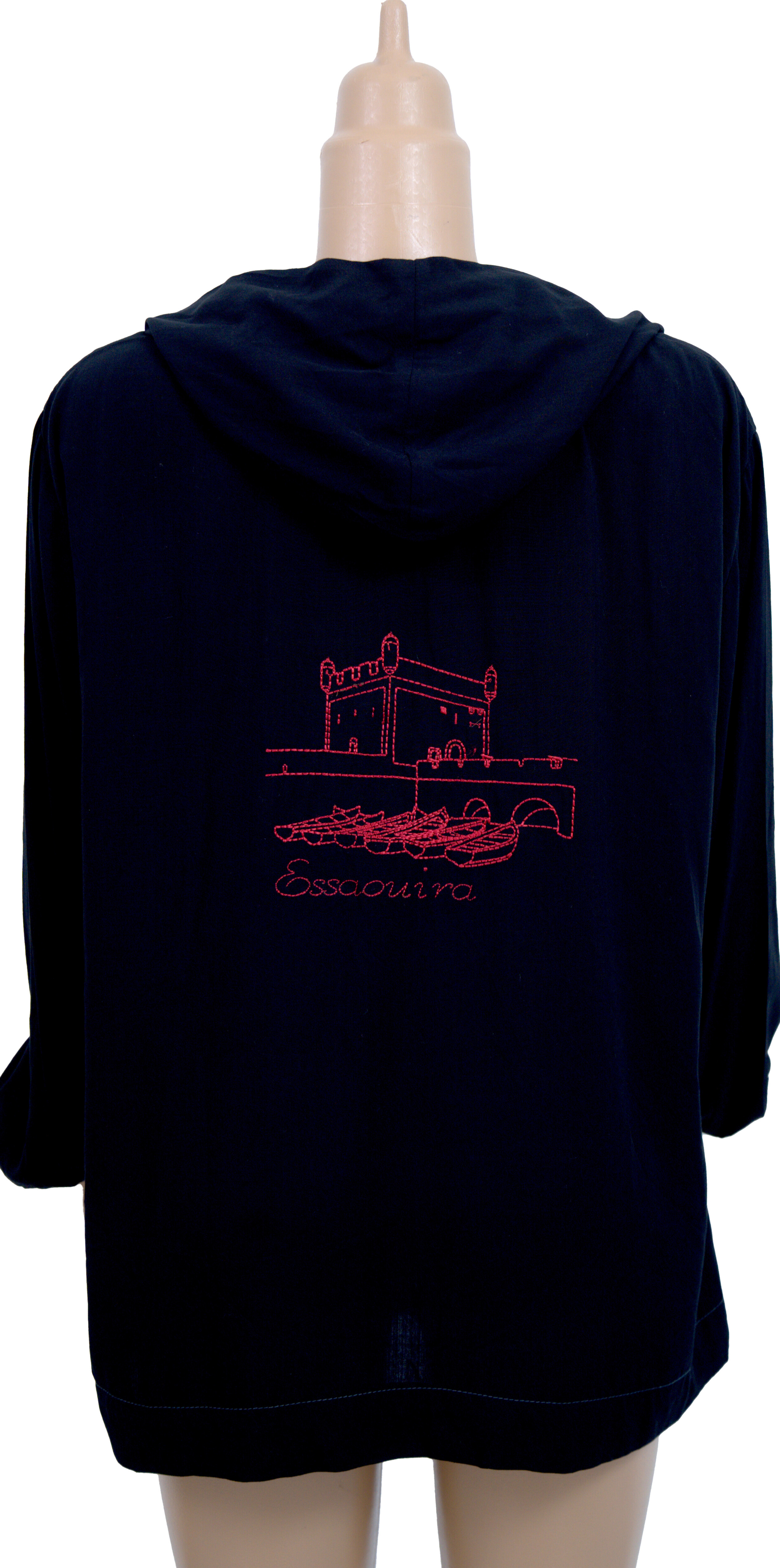 قميص بأشكال مختلفة