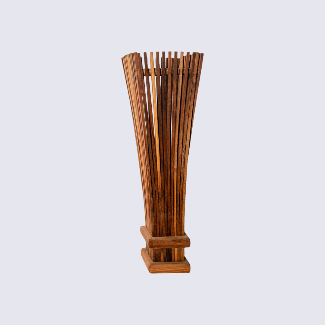 Abajour en Bois de Noyer