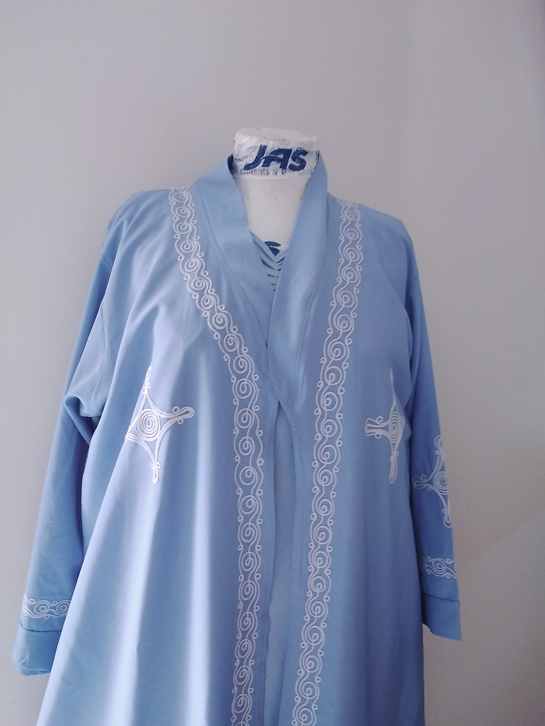 Abaya brodée sahraouie