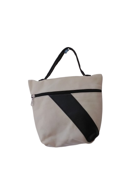 Trousse en cuir synthétique