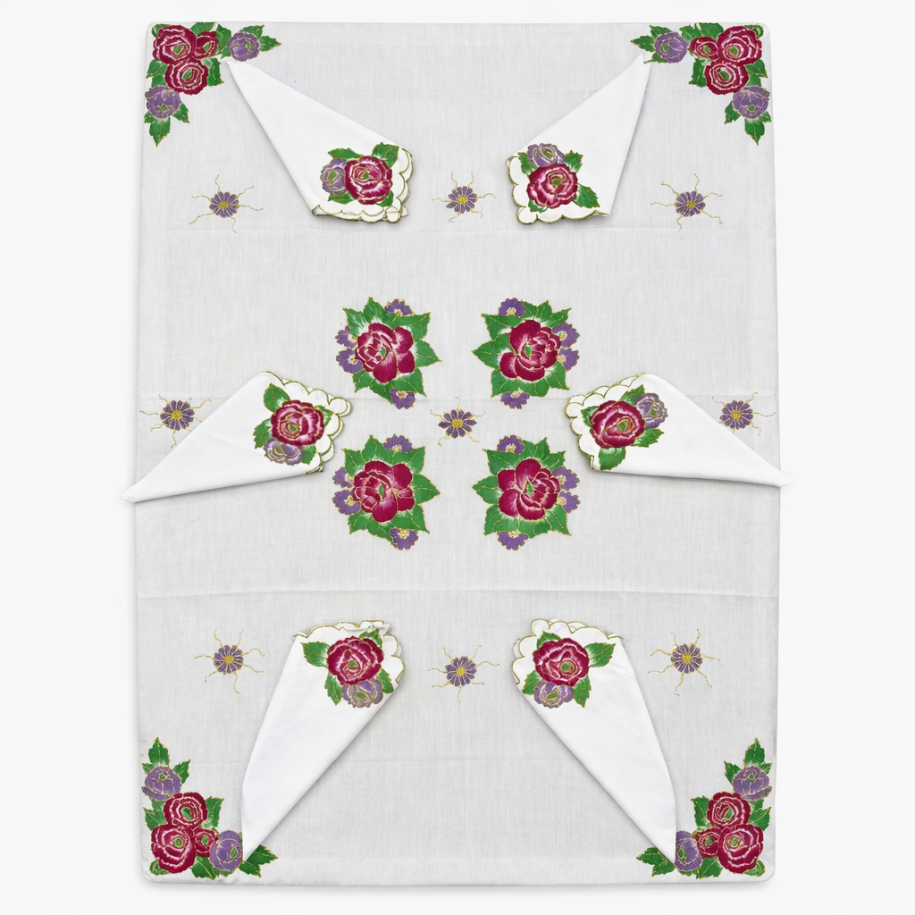 Drap de table brodé