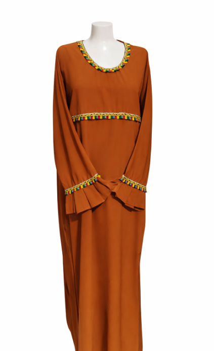 Robe longue traditionnelle (abaya)
