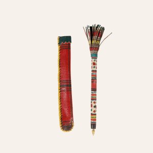 Stylo décoré en cuir (cuir de chèvre)