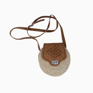 حقيبة بالجلد والرافيا للأطفال