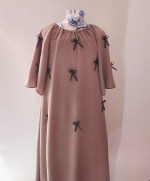 Abaya en tissu Rayhana – Nouveau modèle