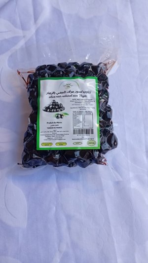 Olives noires naturelles assaisonnées au thym